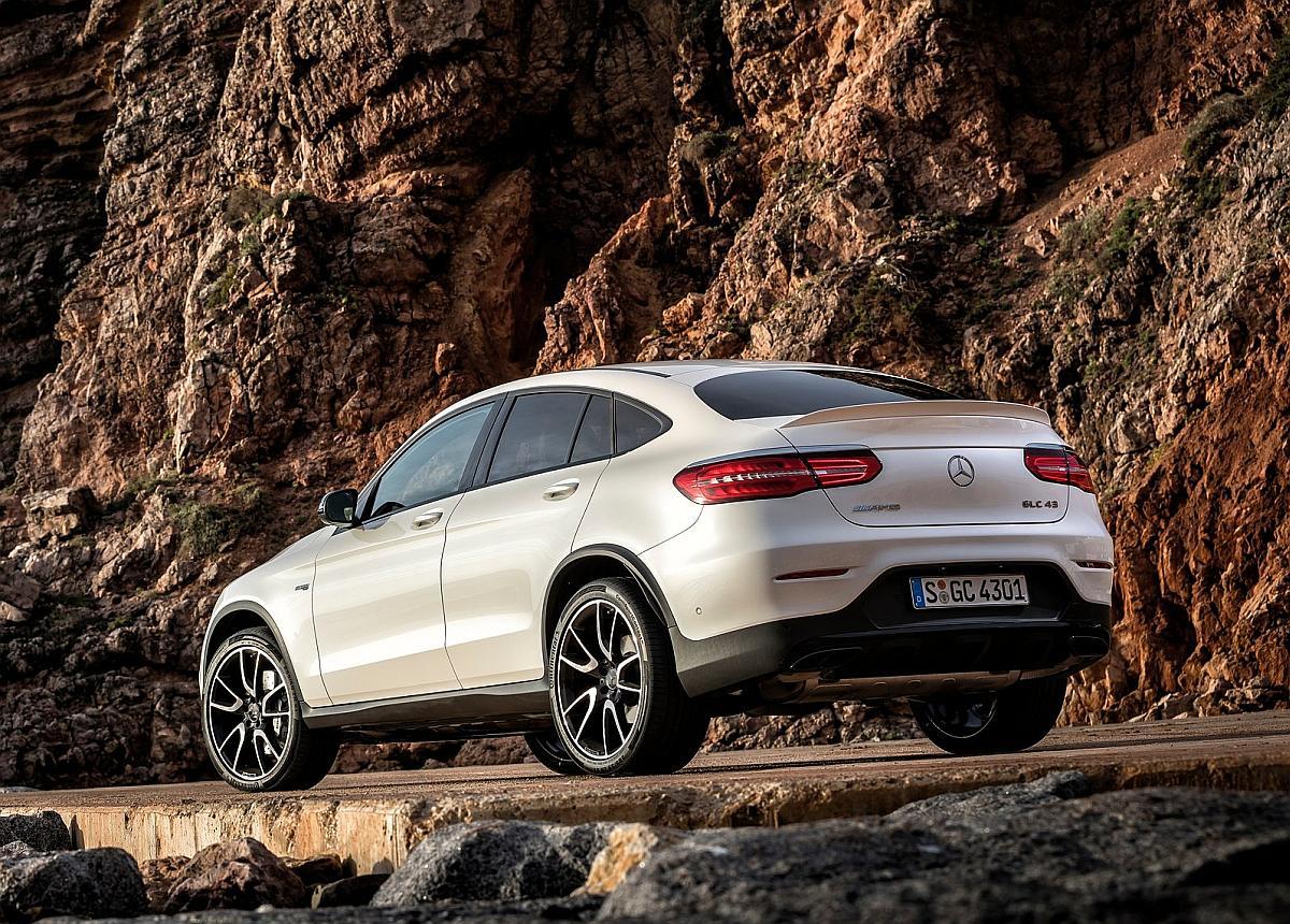 mercedes-benz-glc43_amg_4matic_coupe-2017-1600-26