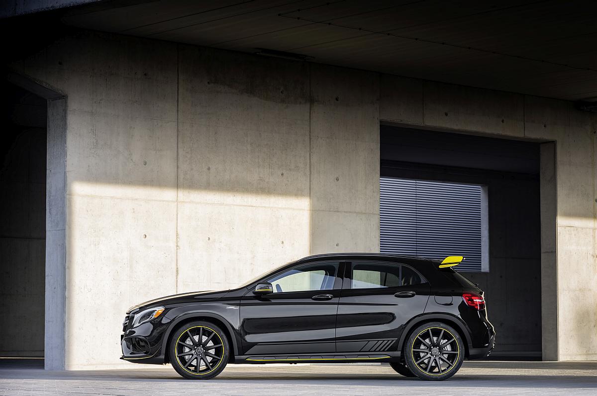 Mercedes-Benz AMG GLA 45 4MATIC Yellow Night Edition, X156 (2017