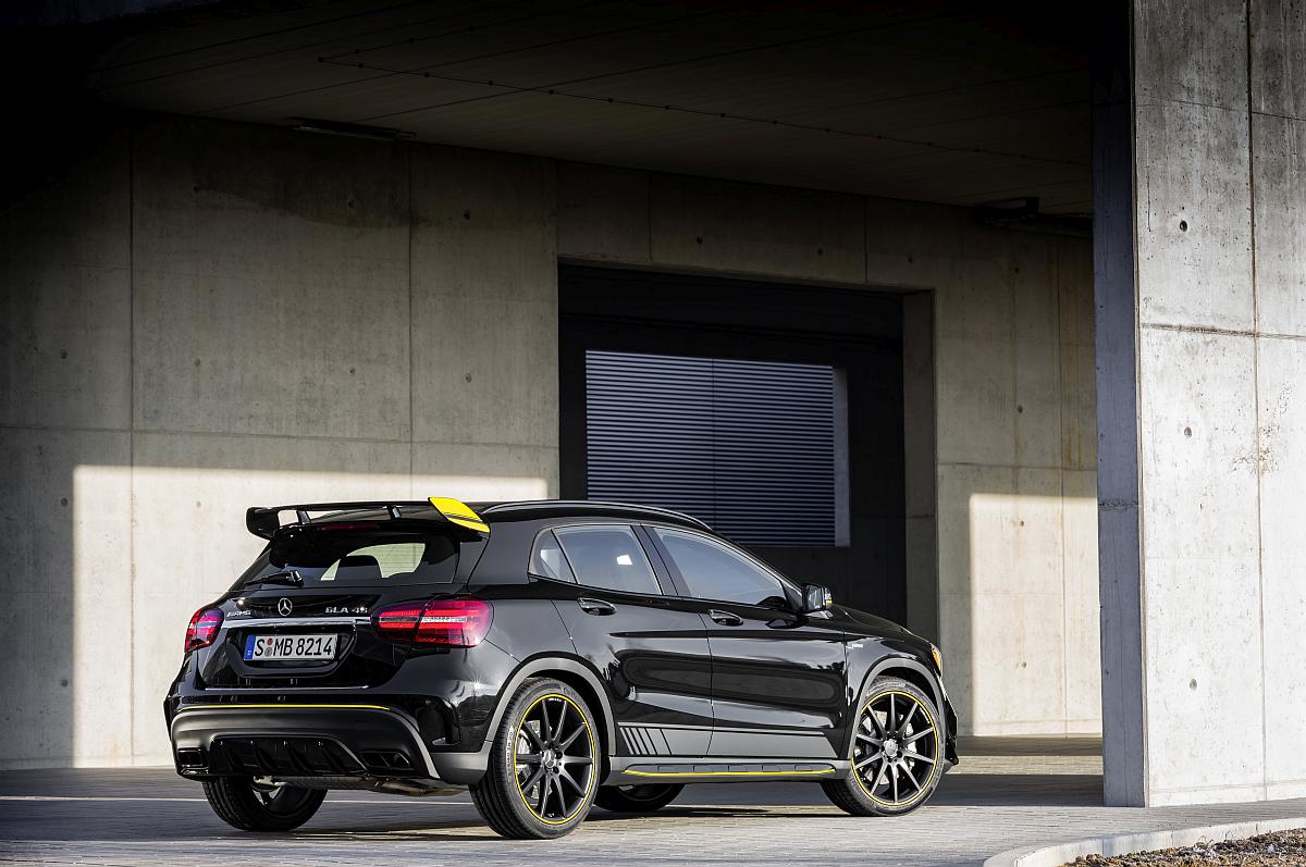 Mercedes-Benz AMG GLA 45 4MATIC Yellow Night Edition, X156 (2017