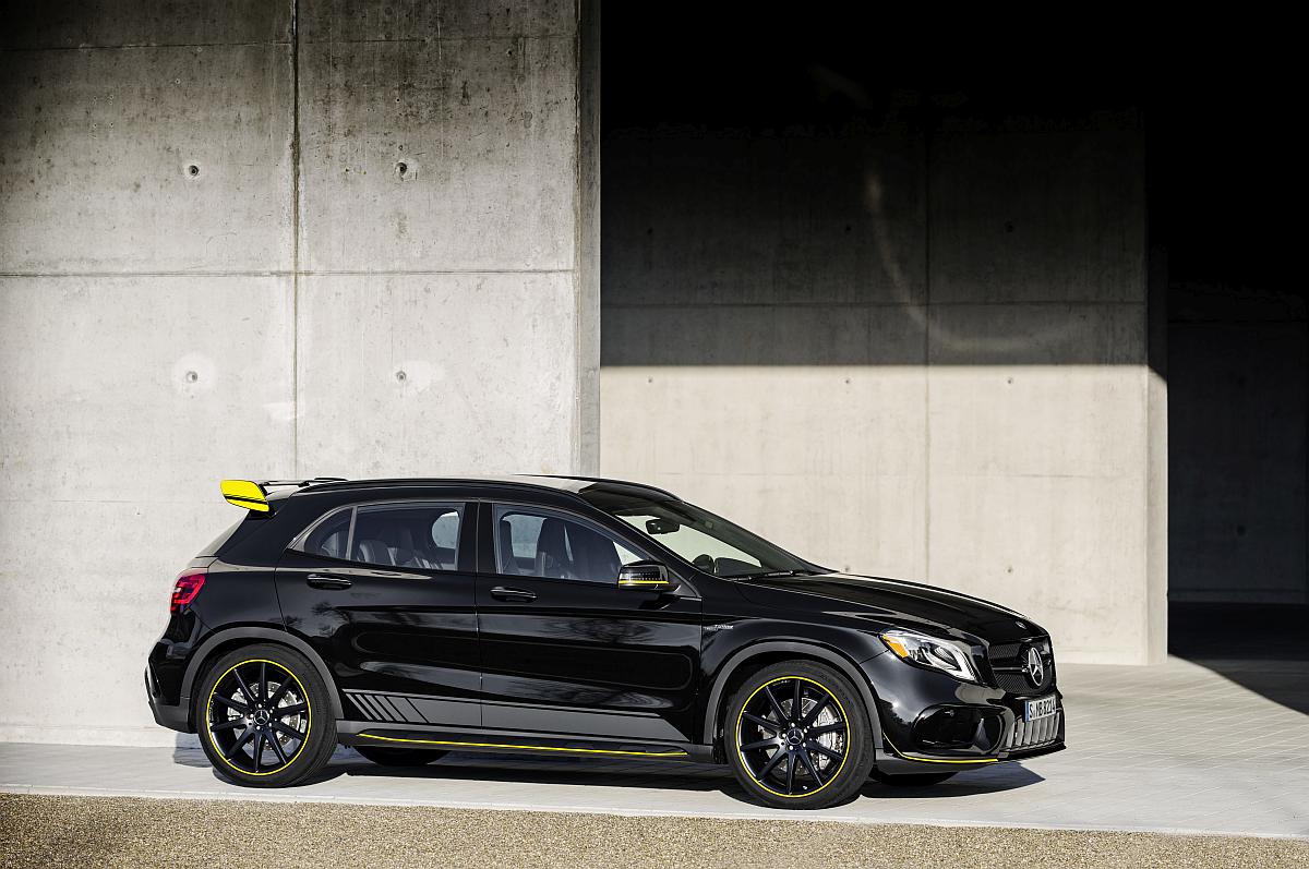 Mercedes-Benz AMG GLA 45 4MATIC Yellow Night Edition, X156 (2017