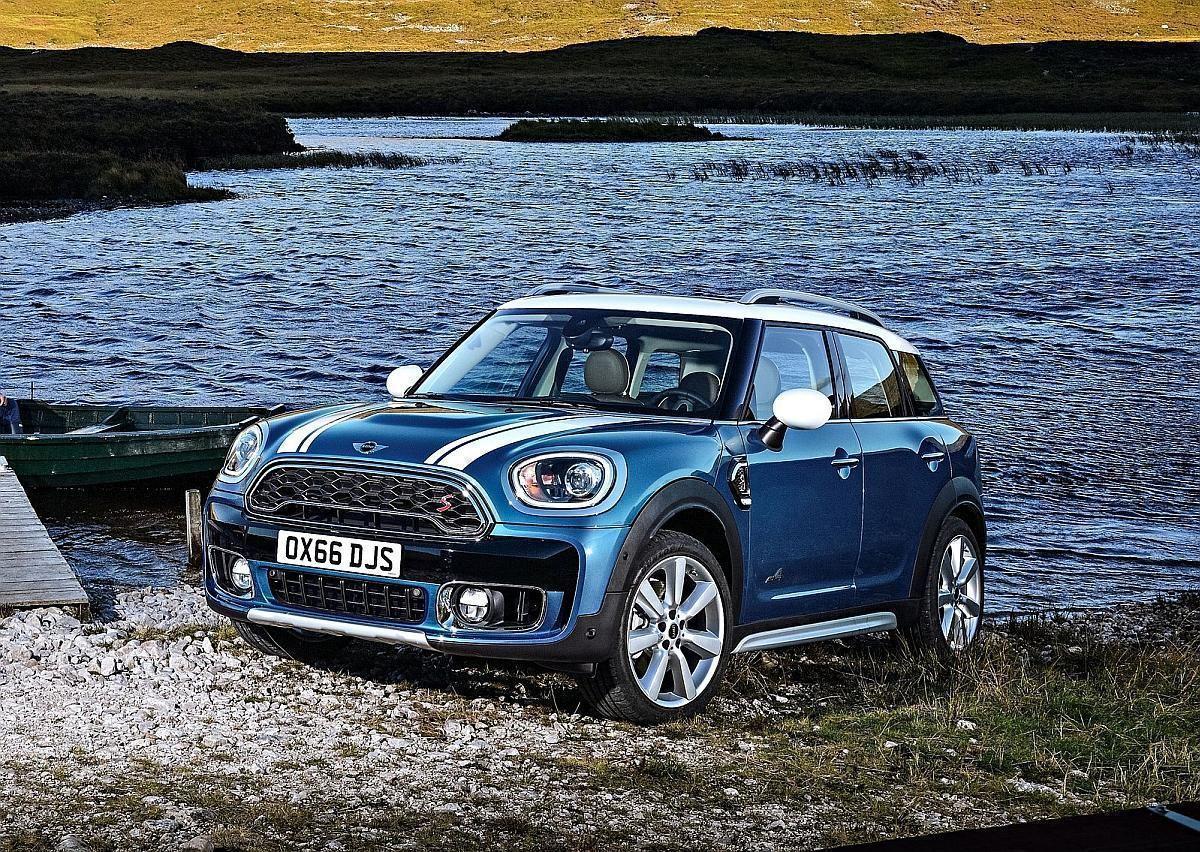 mini-countryman-2017-1600-02