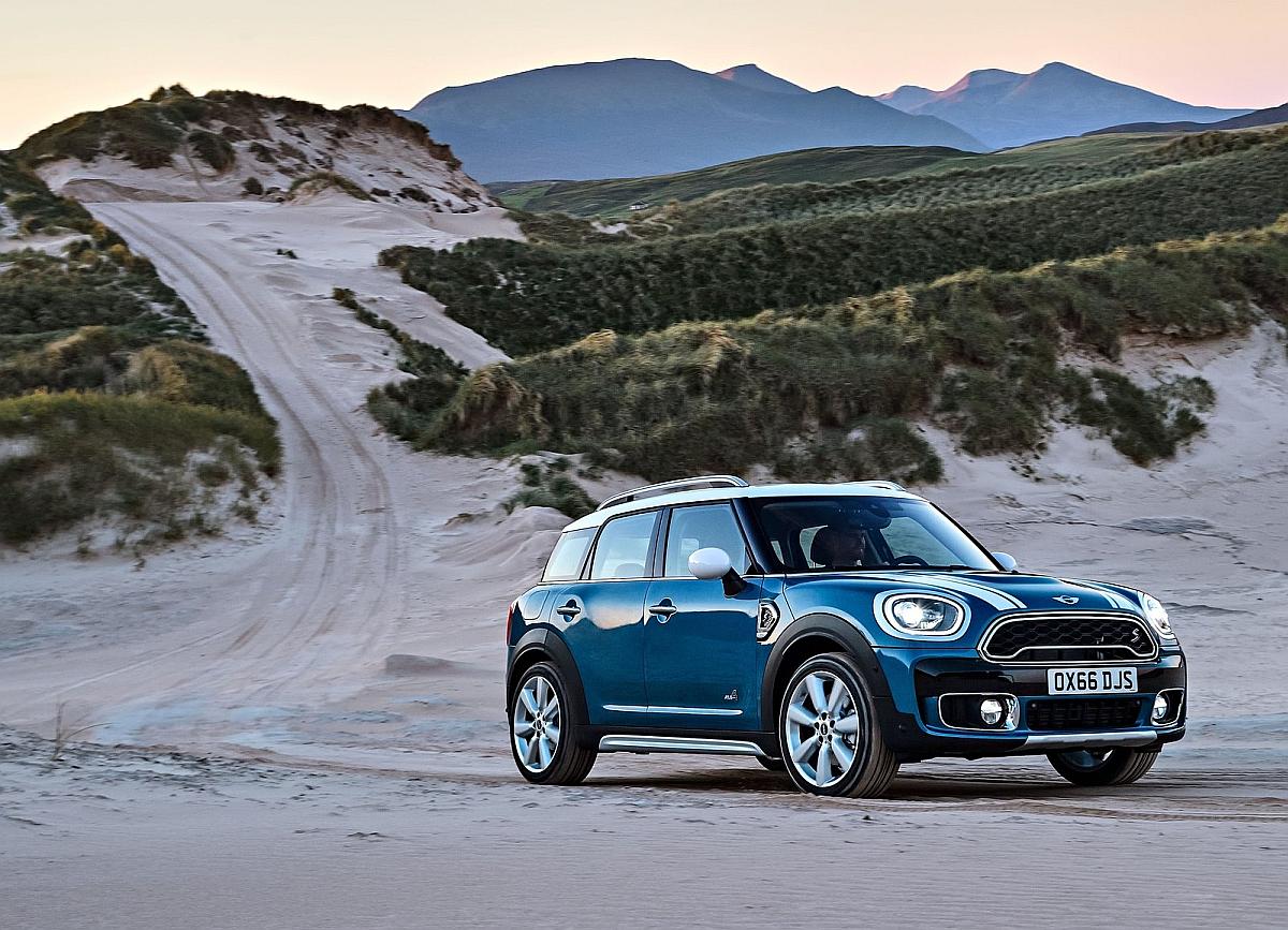 mini-countryman-2017-1600-1d