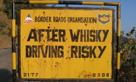 li-blogs-9-funny-indian-road-signs