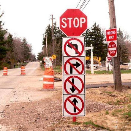 sfl-viral-crazy-road-signs-009