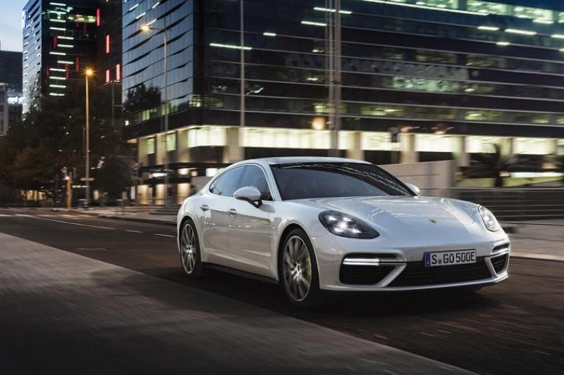 porsche-panamera-sehybrid-2