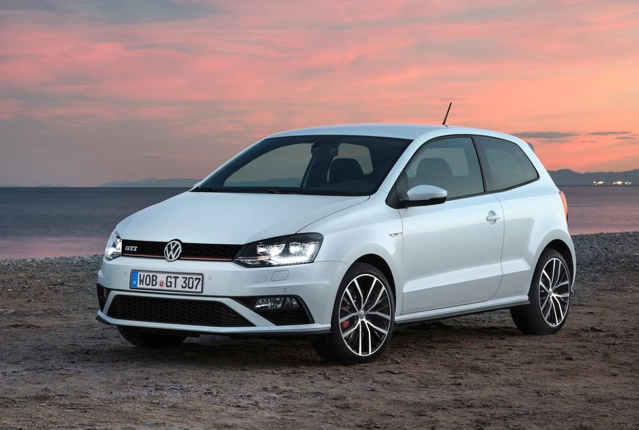 Volkswagen-Polo_GTI-2015-1280-02