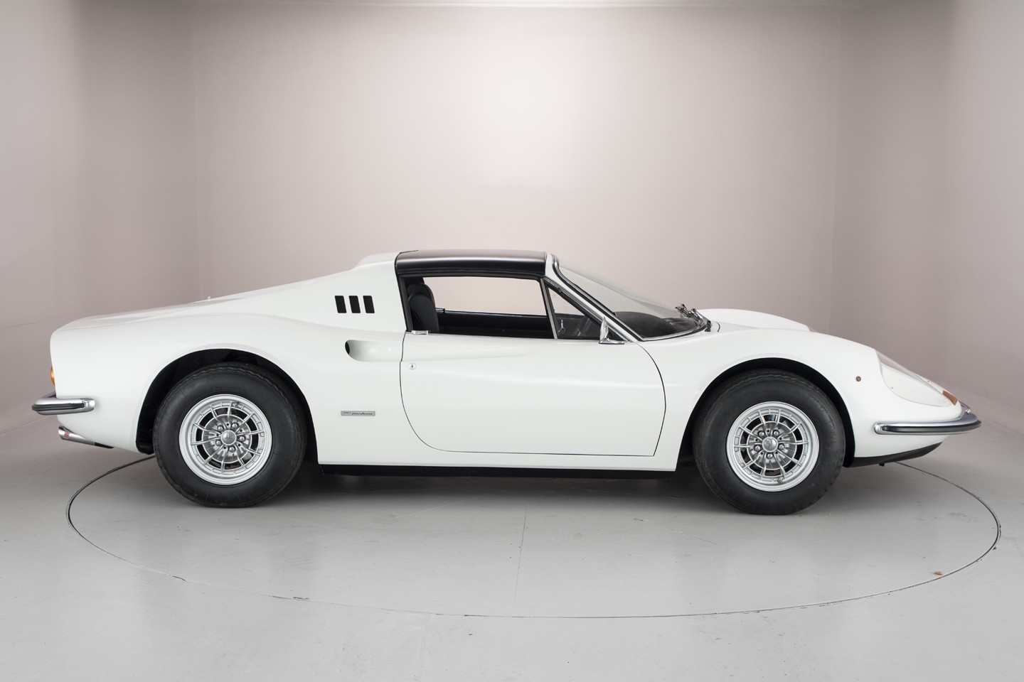 ex-ross-brawn-1974-ferrari-dino-246-gts_1-1