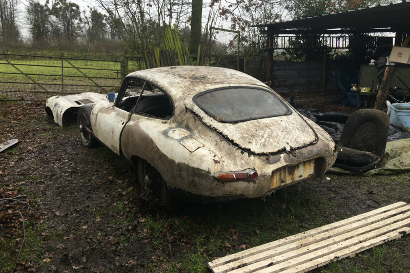 1962-jaguar-e-type-2