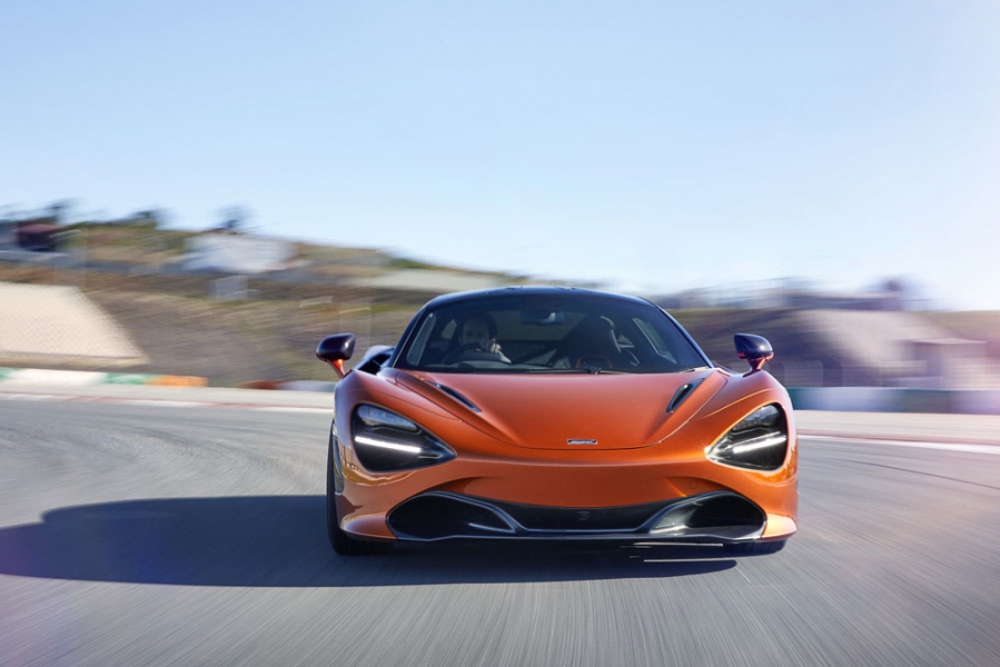 7516mclaren-720s-17-action-960×600