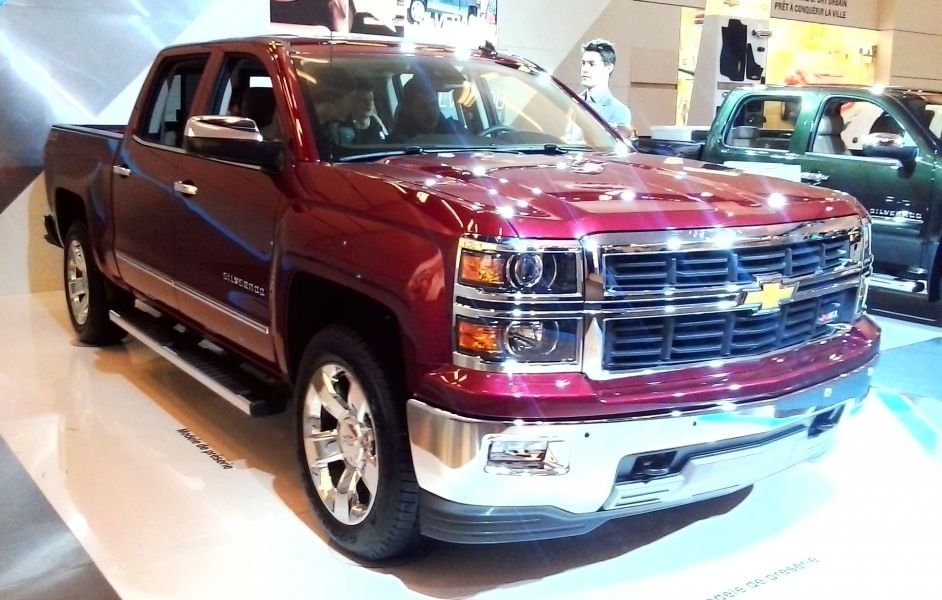 8-chevrolet-silverado-hd-960×600