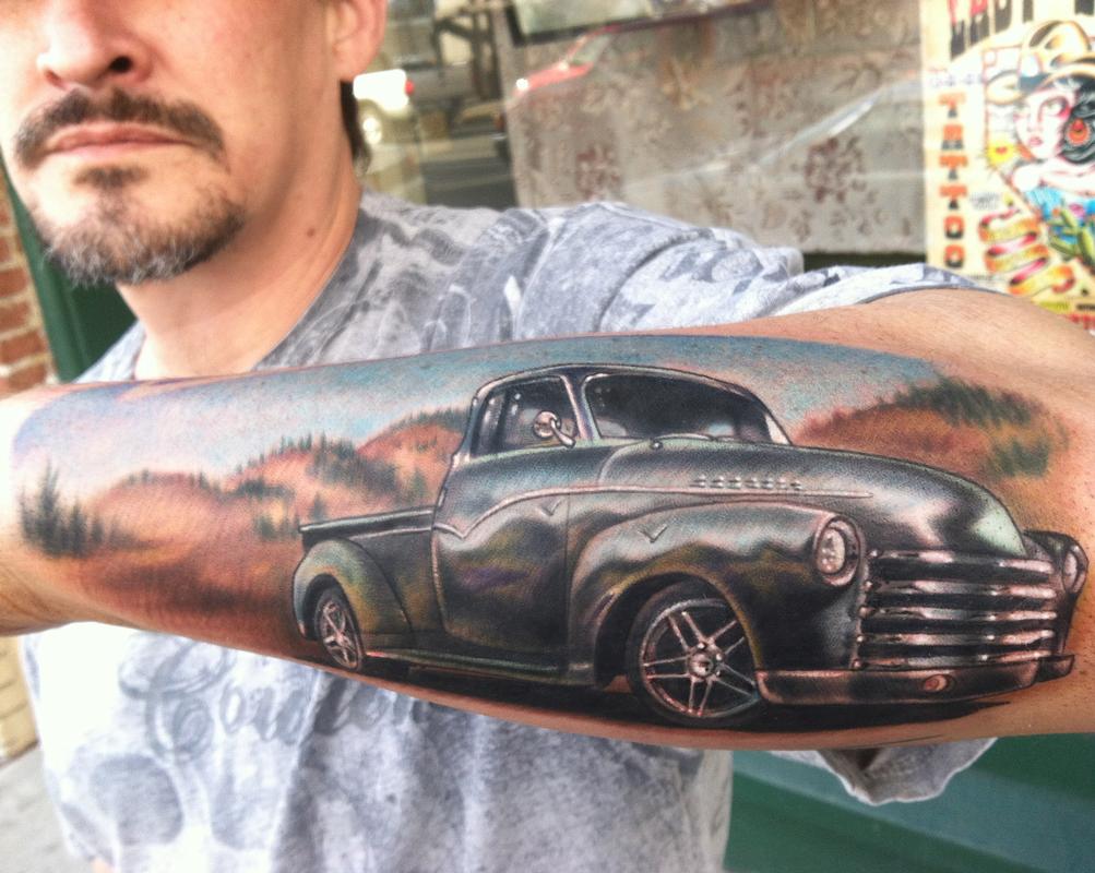 lovely-car-tattoo-on-arm