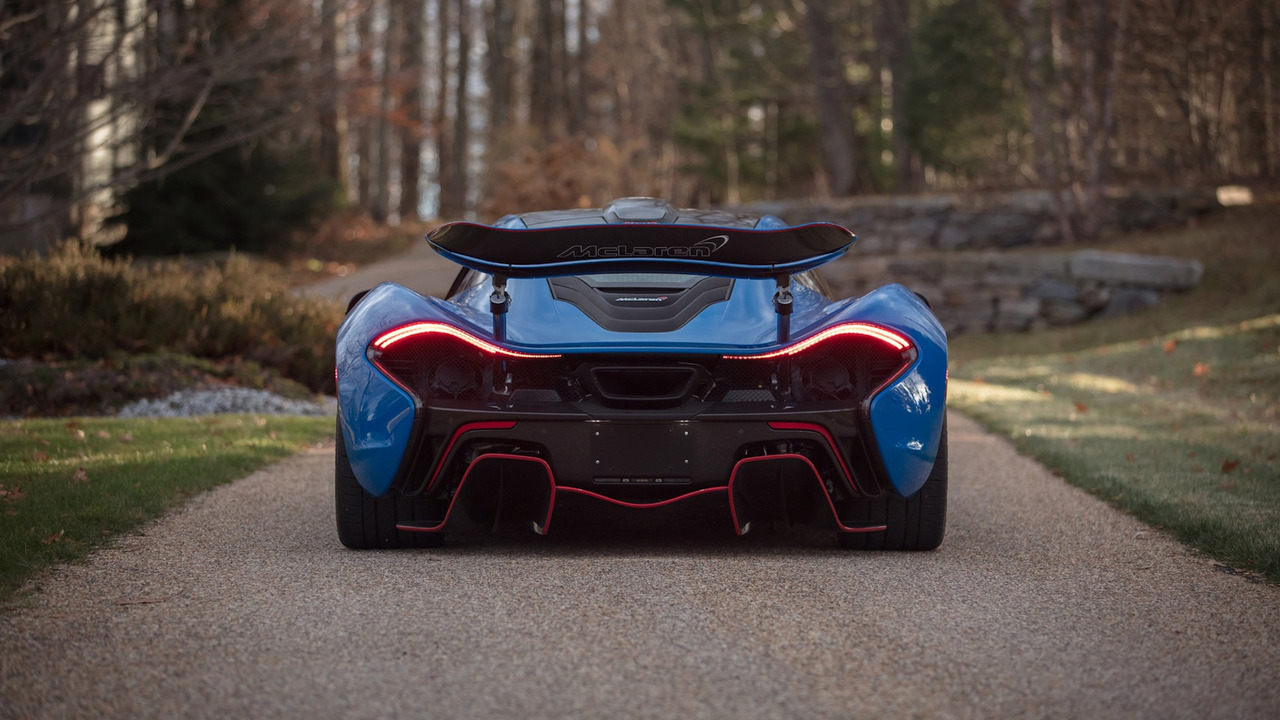 mclaren-p1-blue-auction-1