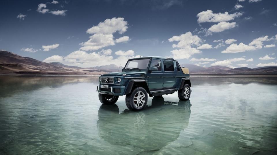 mercedes-maybach-g650-landaulet-22-960×600-1-960×600