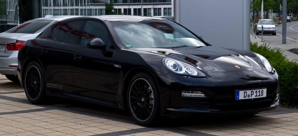 porsche_panamera_4s_970_-_frontansicht_15-_juli_2012_dusseldorf-960×600