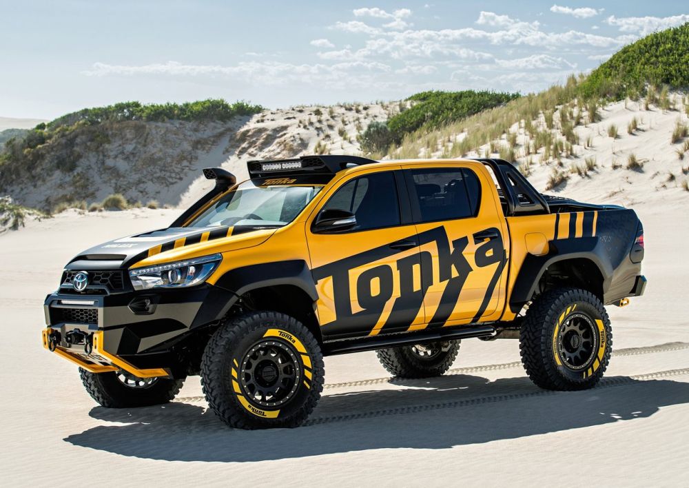 toyota-hilux_tonka_concept-2017-1280-0c