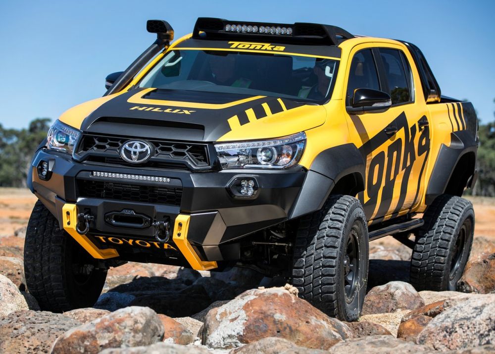 toyota-hilux_tonka_concept-2017-1280-0f