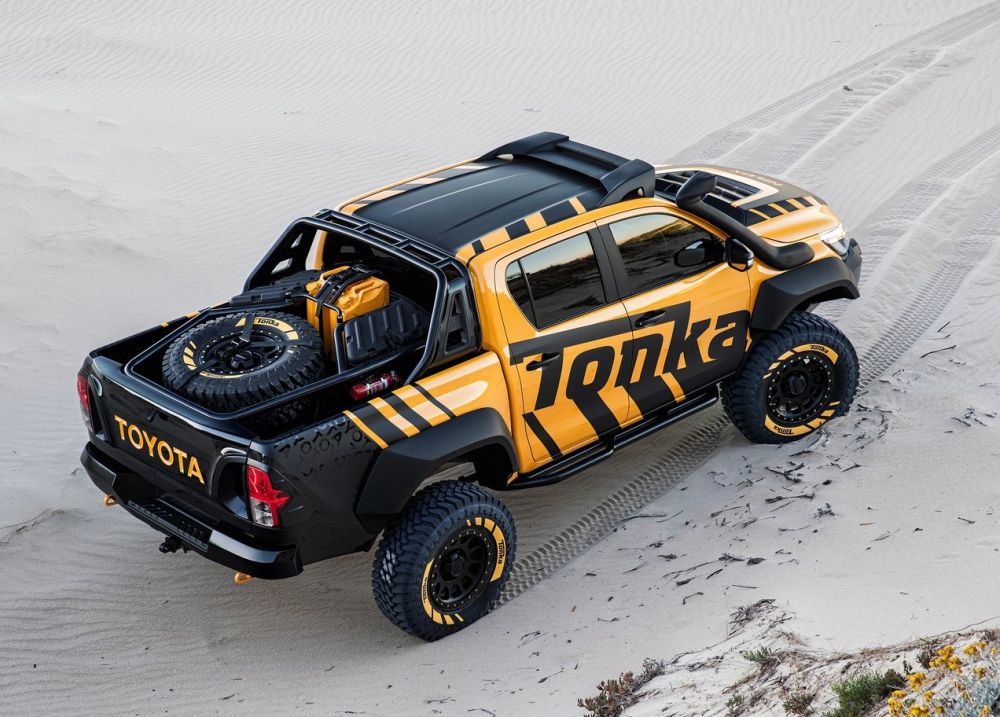 toyota-hilux_tonka_concept-2017-1280-1a