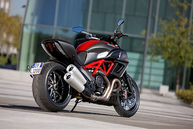 ducati-diavel-6