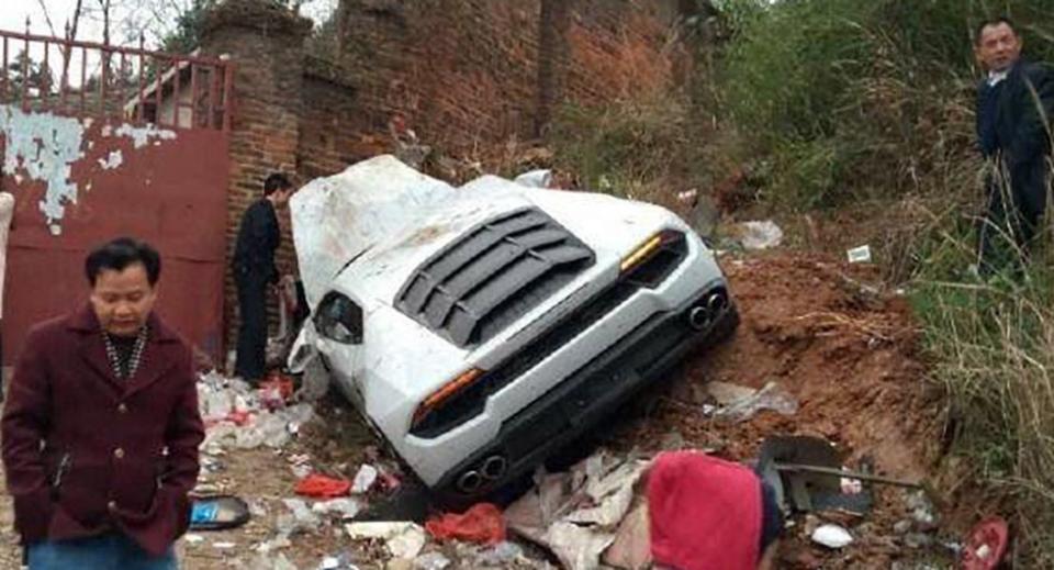 lamborghini-huracan-crash-china-3-960×600