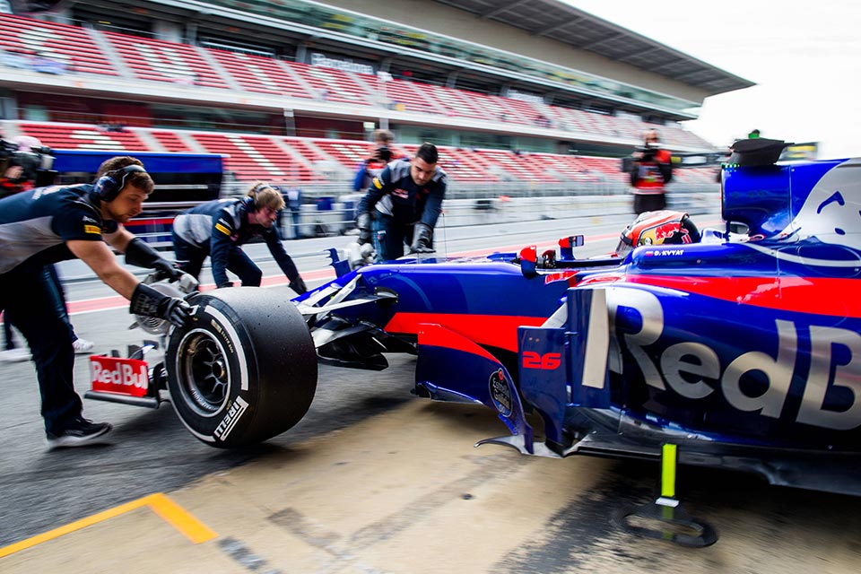 toro-rosso-8-1