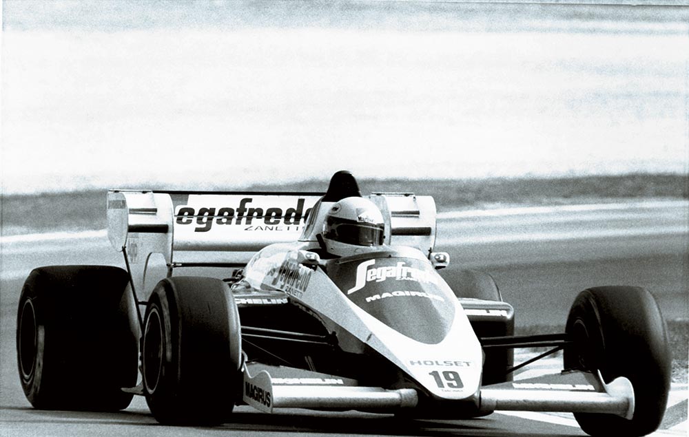 06_1984_Estoril_Toleman_Ayrton-Senna_3class_foto