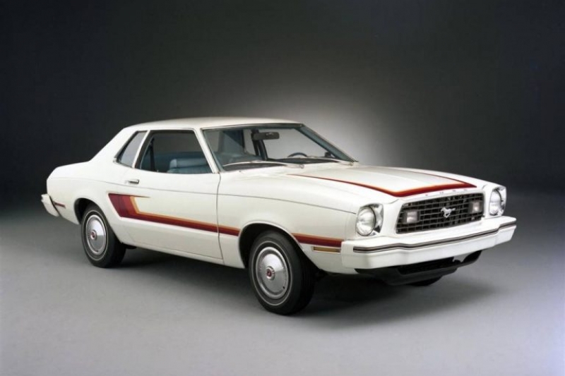 1 1978-Ford-Mustang