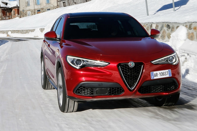 170222-alfa-romeo-stelvio-01-slider