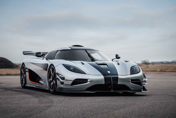 26 koenigsegg-one-1