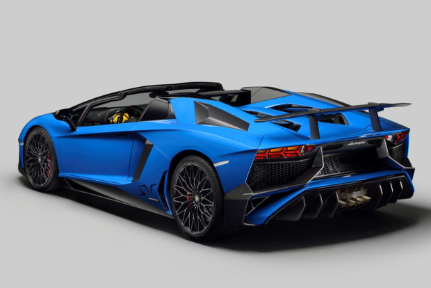 27 lamborghini-aventador-lp750