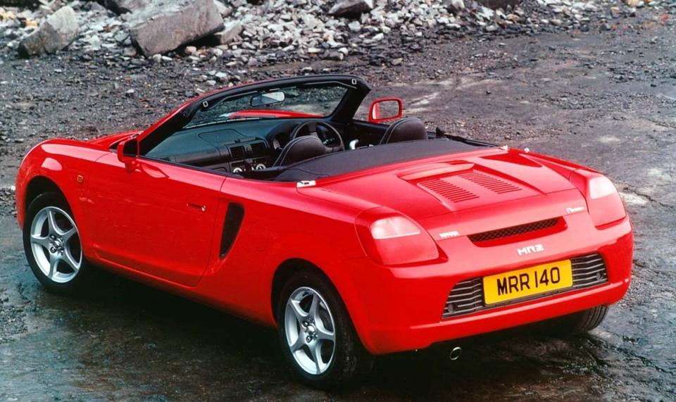 8-toyota-mr2-04-960×600