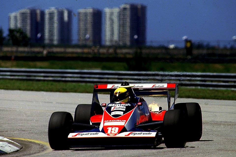 Ayrton Senna (43)