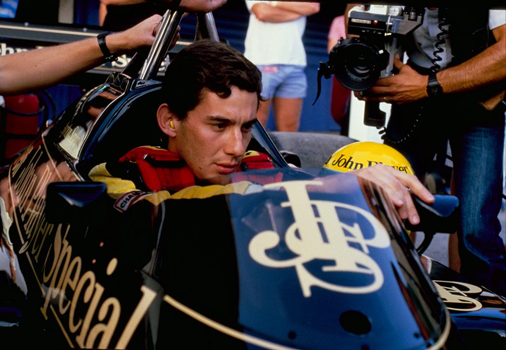 Senna-Lotus-Renault-F1_Fototeca-Renault-123h