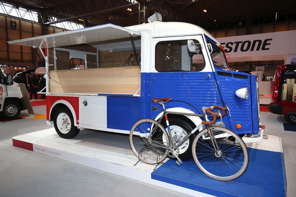 citroen-type-h-bike-workshop-10