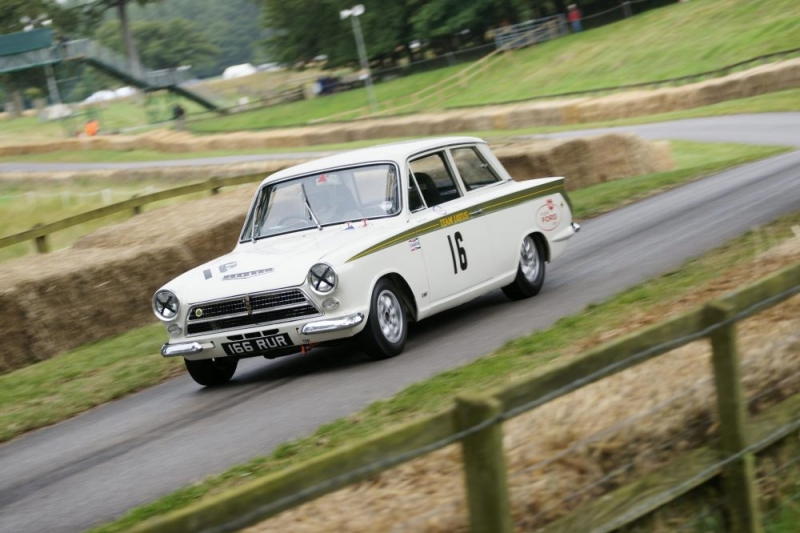 01 LOTUS CORTINA