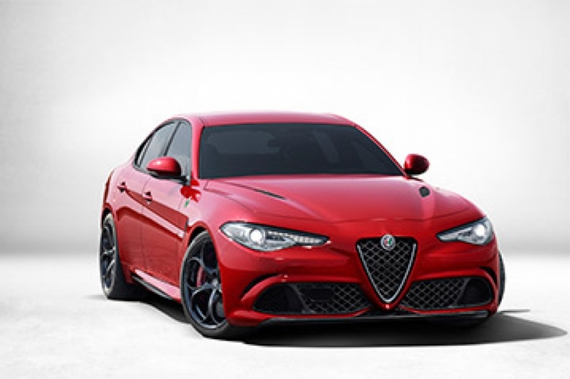 1 Alfa-Romeo-Giulia-1-960×600