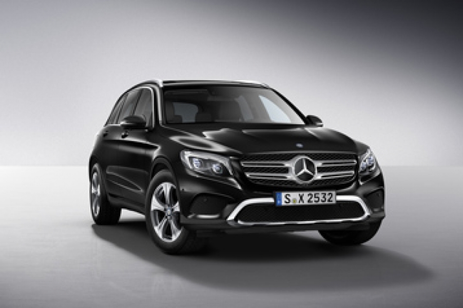 1 mercedes-benz_glc_2015_1uncrashed-media-gallery-960×600