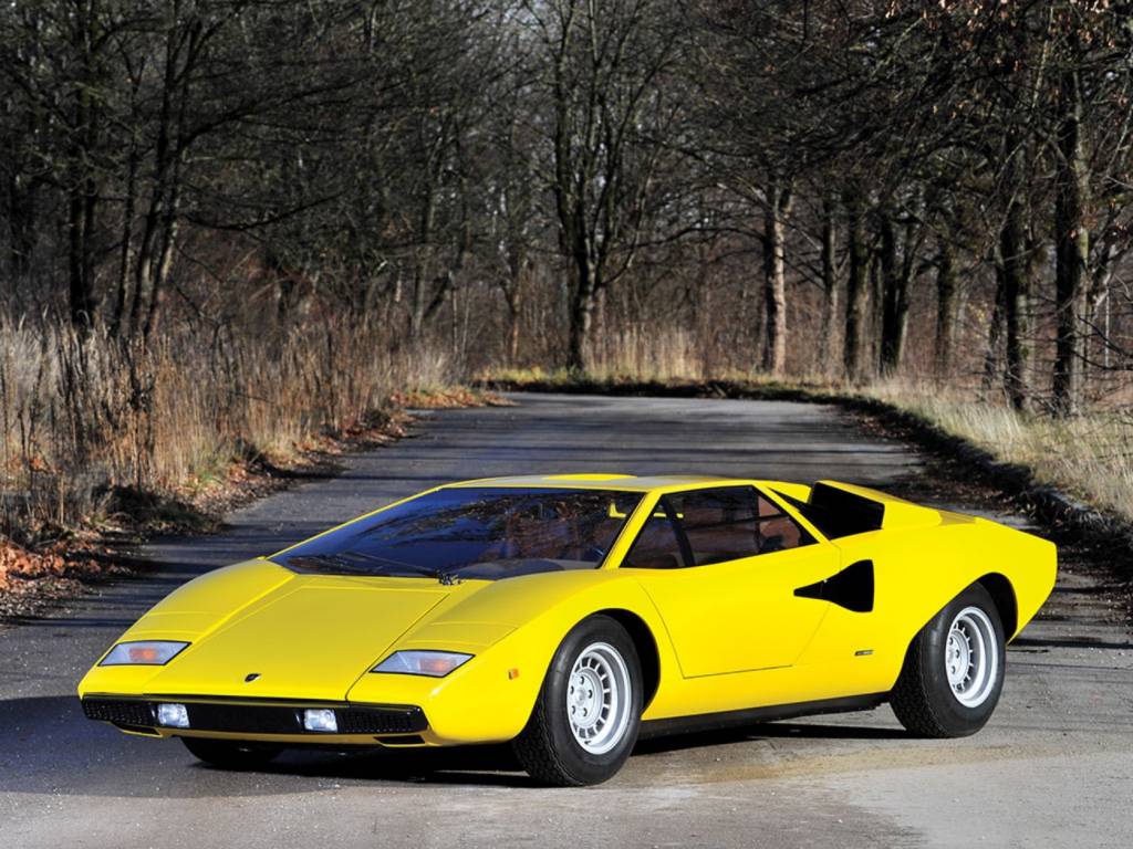 12 Lamborghini_Countach