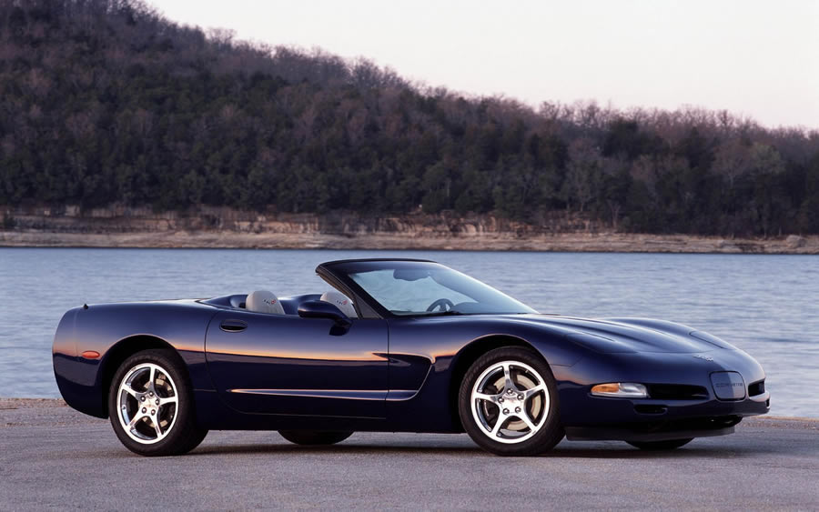 2000-Corvette-Hardtop-Coupe