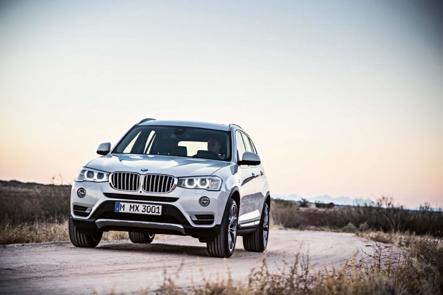 32 P90142830_highRes_the-new-bmw-x3-with–960×600