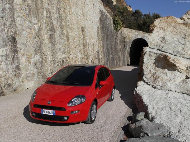 45-Fiat-Punto-2012-1280-18-960×600