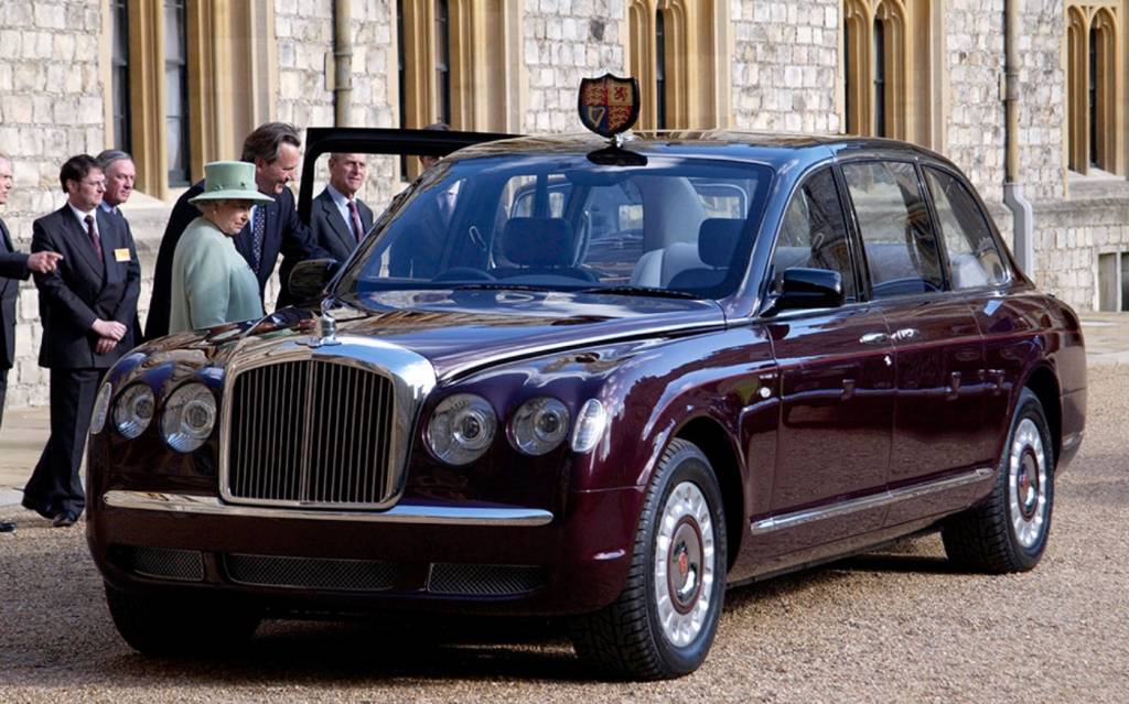 47 queens-cars-bentley-state-limousine