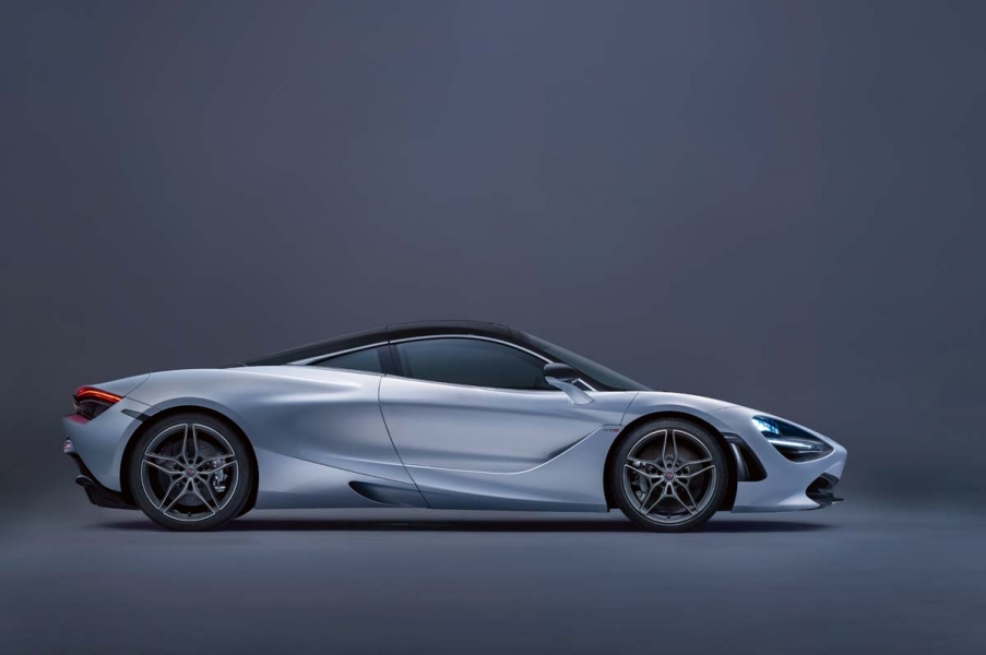 7505McLaren-720S-06-Studio-1-960×600