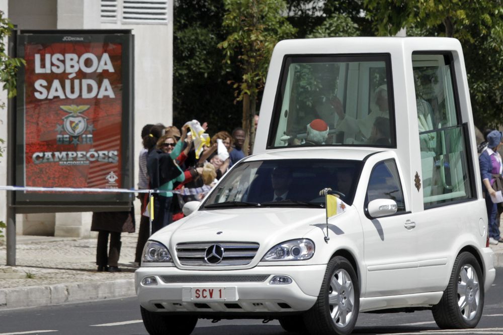 Passagem do Papamóvel