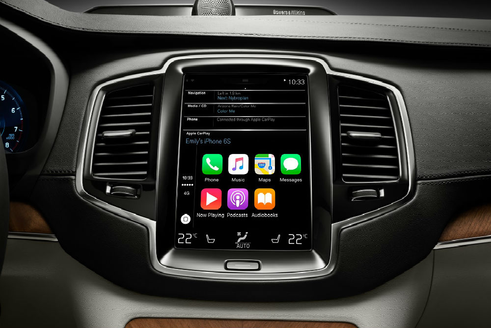 8-apple-carplay-in-volvo-xc90-2