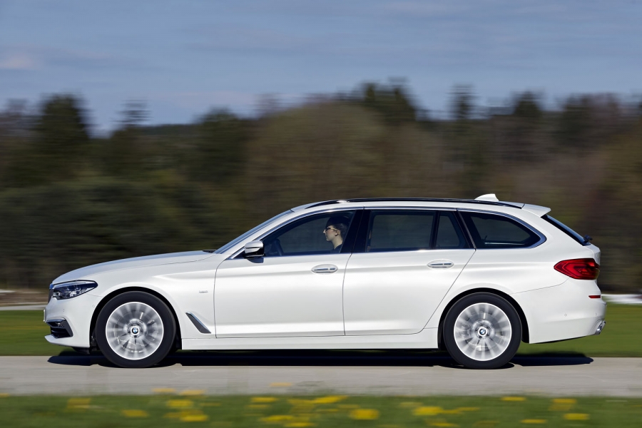 BMW_520d_Touring_075-960×600