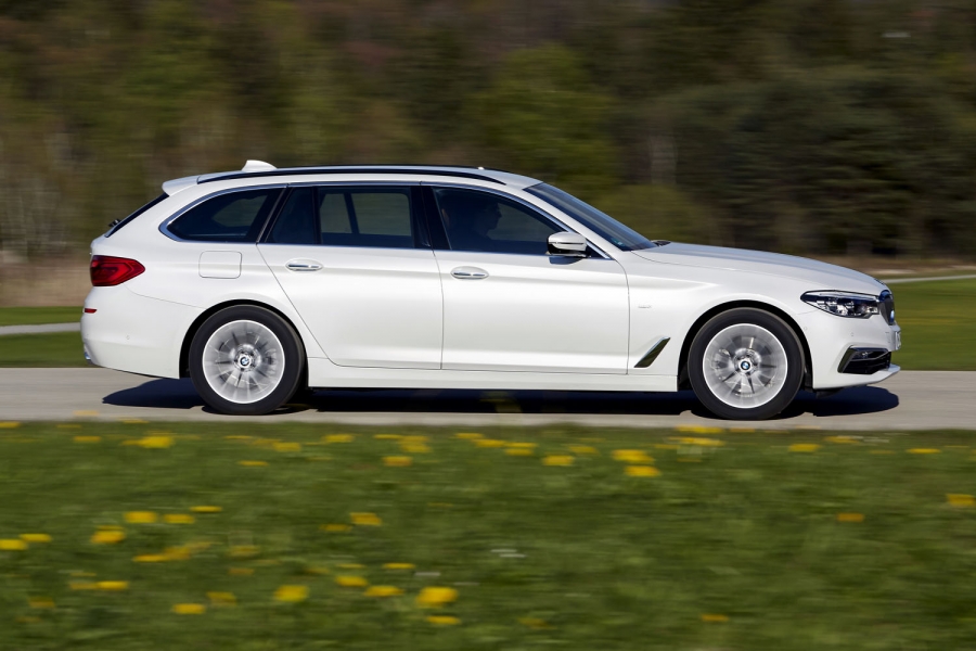BMW_520d_Touring_083-960×600