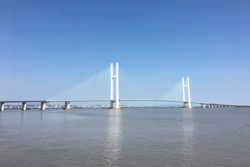 Boundary_River_Highway_Bridge_of_Sino-Korean_Yalu_River
