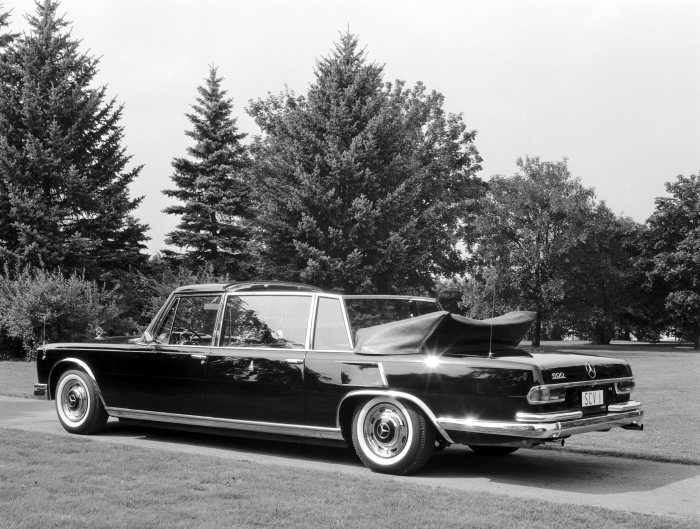 Mercedes-Benz Typ 600 Papstwagen aus dem Jahre 1965