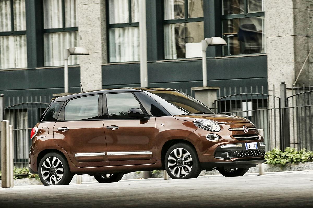 Fiat_New-500L_28