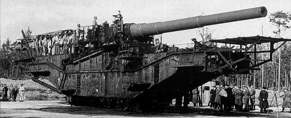 Finnish-305mm-coastal-gun